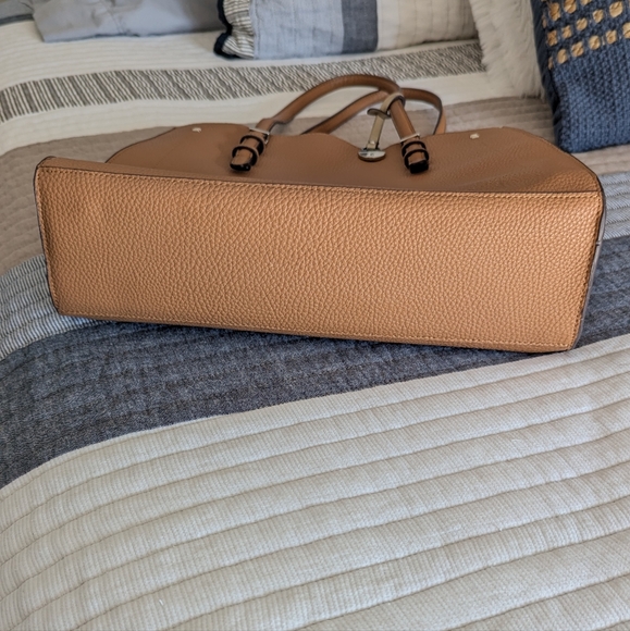 Faux Leather Kenneth Cole Reaction Tote Purse - Picture 8 of 8